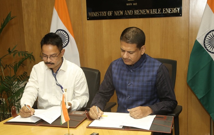 IREDA Signs Performance MoU with MNRE for FY 2026-27